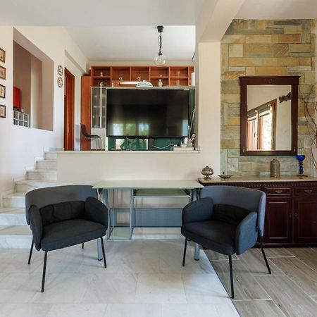 Large Home Near Potamos Beach إبانومي المظهر الخارجي الصورة