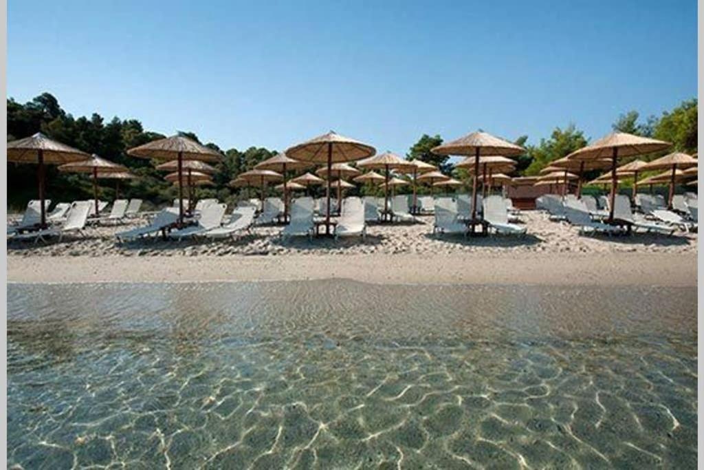 Large Home Near Potamos Beach إبانومي المظهر الخارجي الصورة