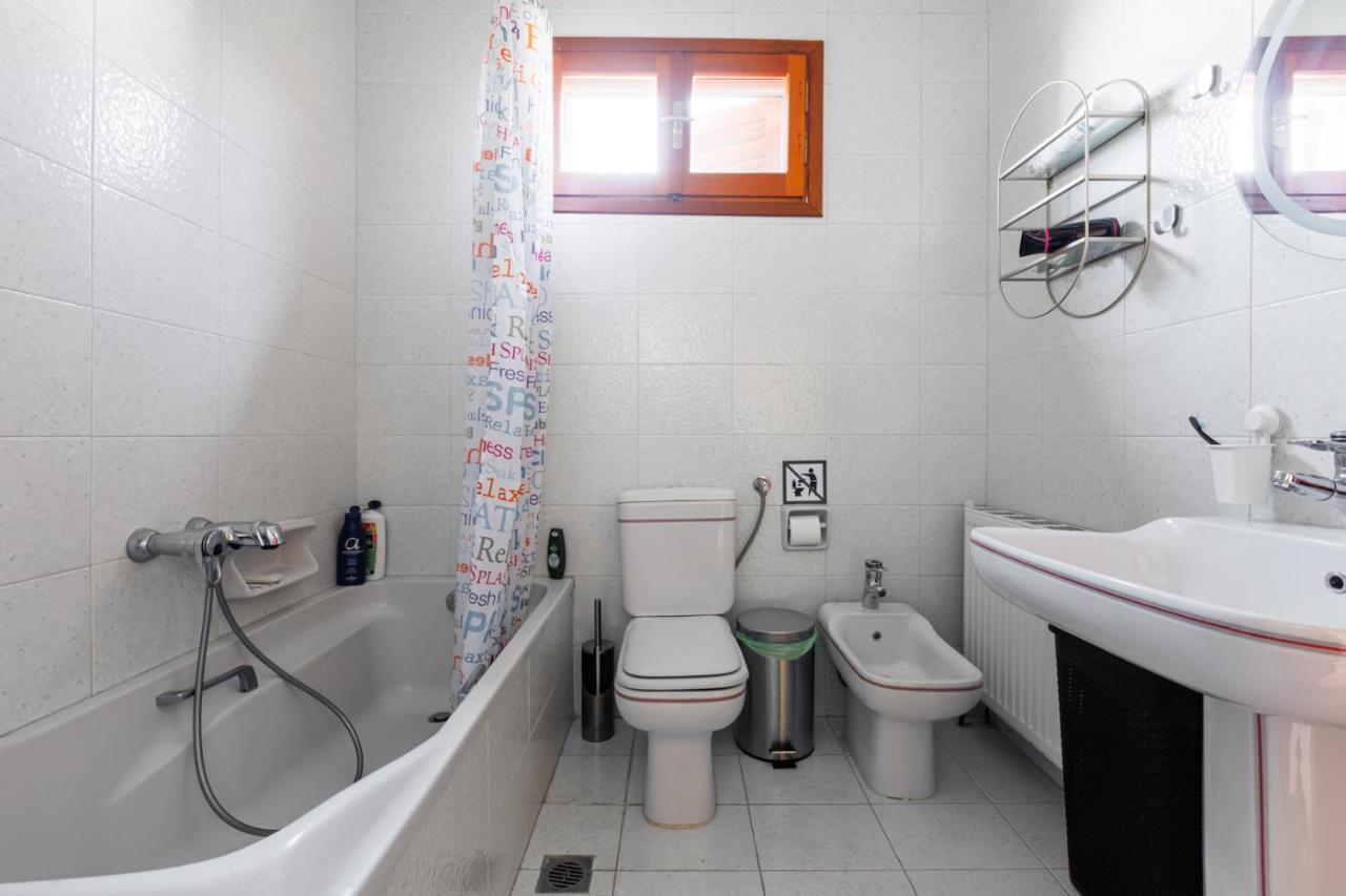 Large Home Near Potamos Beach إبانومي المظهر الخارجي الصورة